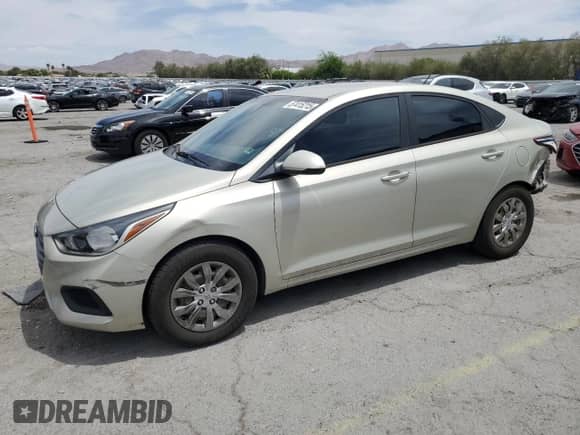 2018 Hyundai Accent SEL с VIN 3KPC24A38JE033358, выставлен на аукционе Copart как лот 57415215 с пробегом 54 104 миль миль и Списание • Salvage title. История ставок и продаж доступна на DreamBid. Изображение 1.