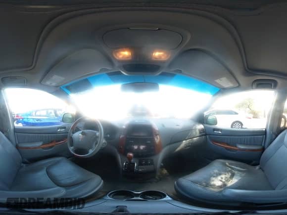 2010 Toyota Sienna XLE с VIN 5TDYK4CC6AS328290, выставлен на аукционе IAAI как лот 43273400 с пробегом 163 282 миль миль и . История ставок и продаж доступна на DreamBid. Изображение 18.