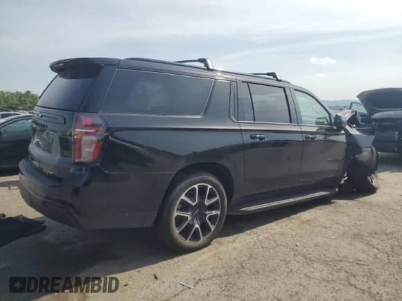 2024 Chevrolet Suburban RST с VIN 1GNSKEKD9RR102963, выставлен на аукционе Copart как лот 61998325 с пробегом 17 798 миль миль и Списание • Salvage title. История ставок и продаж доступна на DreamBid. Изображение 3.