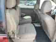 2010 Toyota Sienna XLE с VIN 5TDDK4CC9AS028466, выставлен на аукционе Copart как лот 67722755 с пробегом 166 938 миль миль и На запчасти • Non repairable. История ставок и продаж доступна на DreamBid. Изображение 11.