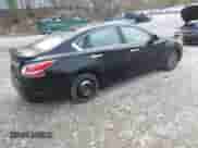 2015 Nissan Altima S z VIN 1N4AL3AP9FC416702, wystawiony jako IAAI lot #43428136 z przebiegiem 156 573 mil mil oraz . Historia ofert i sprzedaży dostępna na DreamBid. Obrazek 4.