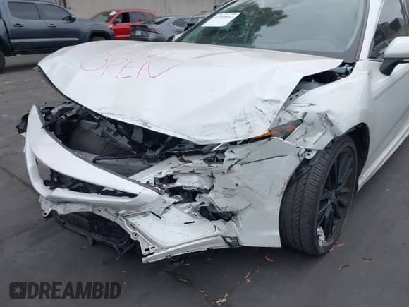 2023 Toyota Camry Hybrid XSE с VIN 4T1K31AK9PU611908, выставлен на аукционе IAAI как лот 42555562 с пробегом Не указан миль и . История ставок и продаж доступна на DreamBid. Изображение 6.