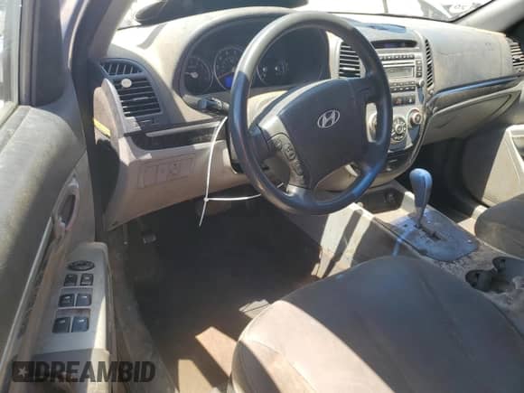 2008 Hyundai Santa Fe GLS с VIN 5NMSG13D08H213129, выставлен на аукционе Copart как лот 65684915 с пробегом 217 462 миль миль и Списание • Salvage title. История ставок и продаж доступна на DreamBid. Изображение 8.