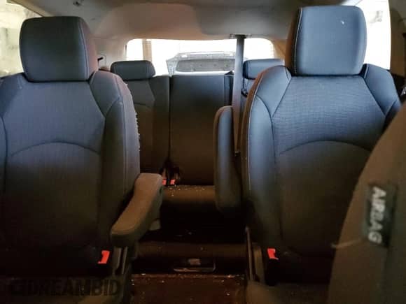 2013 Chevrolet Traverse LT с VIN 1GNKVGKD1DJ252186, выставлен на аукционе Copart как лот 63219515 с пробегом 208 891 миль миль и Списание • Salvage title. История ставок и продаж доступна на DreamBid. Изображение 10.