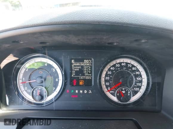 2018 Ram 1500 Express z VIN 1C6RR6KG5JS224520, wystawiony jako IAAI lot #42230272 z przebiegiem 140 748 mil mil oraz . Historia ofert i sprzedaży dostępna na DreamBid. Obrazek 15.