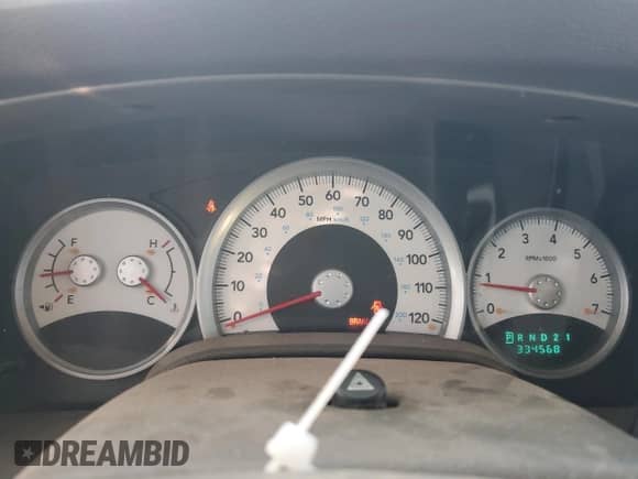 2005 Dodge Durango SLT z VIN 1D4HD48D45F509957, wystawiony jako Copart lot #45083915 z przebiegiem 334 568 mil mil oraz Szkoda całkowita • Salvage title. Historia ofert i sprzedaży dostępna na DreamBid. Obrazek 9.