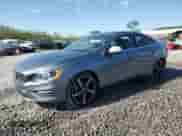 2016 Volvo S60 T5 Drive-E R-Design Special Edition с VIN YV126MFP7G2396715, выставлен на аукционе Copart как лот 52178875 с пробегом 96 003 миль миль и Списание • Salvage title. История ставок и продаж доступна на DreamBid. Изображение 1.