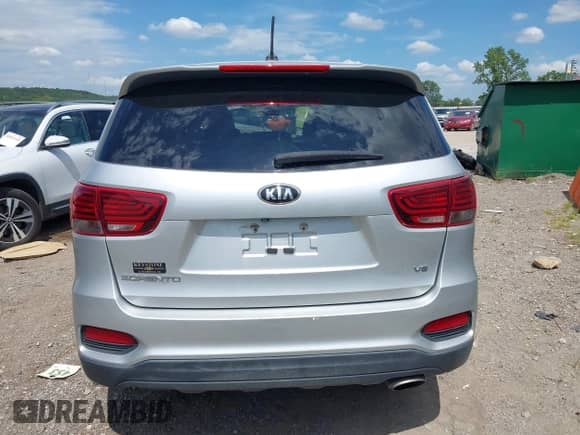 2020 Kia Sorento LX с VIN 5XYPGDA54LG614866, выставлен на аукционе IAAI как лот 42835298 с пробегом 157 996 миль миль и . История ставок и продаж доступна на DreamBid. Изображение 16.