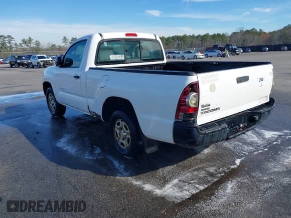 2010 Toyota Tacoma with VIN 5TENX4CN8AZ678464, listed as a IAAI auction lot 41552440 with 262,004 mi miles and . Bid and sale history available at DreamBid. Image 3.