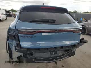 2024 Dodge Hornet GT z VIN ZACNDFAN3R3A38487, wystawiony jako Copart lot #52619355 z przebiegiem 8 983 mil mil oraz Nie do naprawy • Non repairable. Historia ofert i sprzedaży dostępna na DreamBid. Obrazek 6.