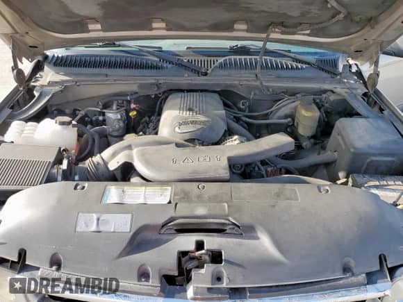 2001 Chevrolet Suburban LS с VIN 3GNEC16T11G234835, выставлен на аукционе Copart как лот 65356605 с пробегом 370 930 миль миль и Списание • Salvage title. История ставок и продаж доступна на DreamBid. Изображение 12.