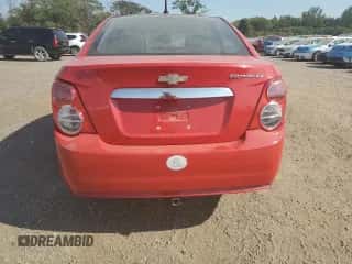 2013 Chevrolet Sonic LT с VIN 1G1JC5SH2D4129313, выставлен на аукционе Copart как лот 84061735 с пробегом 42 688 миль миль и Списание • Salvage title. История ставок и продаж доступна на DreamBid. Изображение 6.