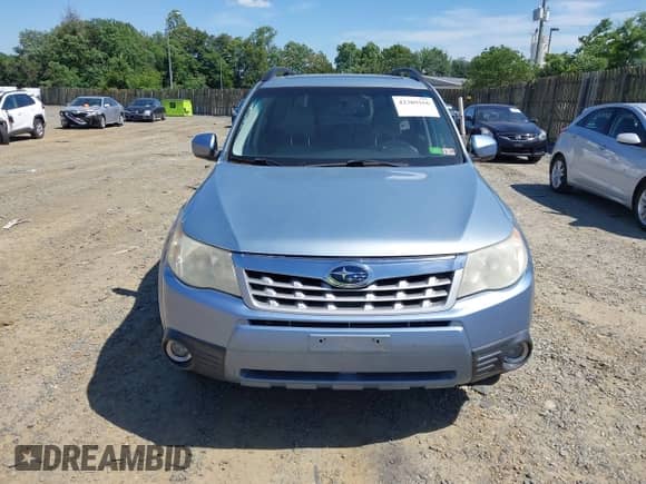 2011 Subaru Forester X Limited z VIN JF2SHAFC5BH769656, wystawiony jako IAAI lot #42309166 z przebiegiem 181 958 mil mil oraz . Historia ofert i sprzedaży dostępna na DreamBid. Obrazek 6.