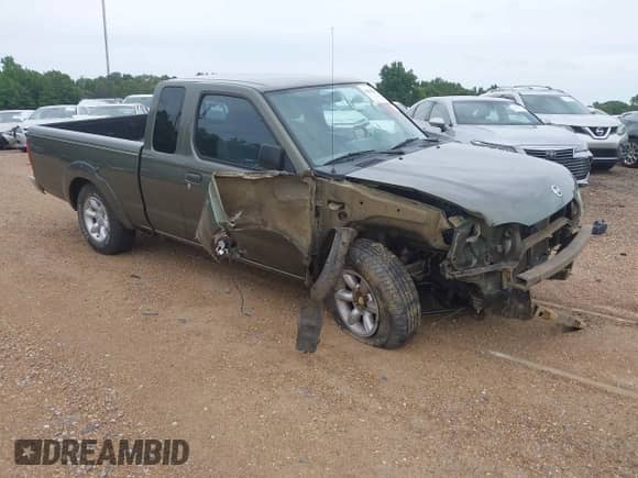 2003 Nissan Frontier XE z VIN 1N6DD26T93C456470, wystawiony jako IAAI lot #39643098 z przebiegiem 237 317 mil mil oraz . Historia ofert i sprzedaży dostępna na DreamBid. Obrazek 1.