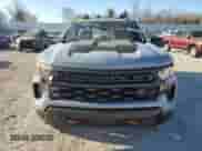 2024 Chevrolet Silverado 1500 Custom Trail Boss z VIN 3GCUDCE89RG260945, wystawiony jako Copart lot #51326915 z przebiegiem 30 768 mil mil oraz Szkoda całkowita • Salvage title. Historia ofert i sprzedaży dostępna na DreamBid. Obrazek 5.