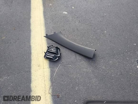 2025 Chevrolet Colorado 2WD Work Truck with VIN 1GCPSBEK2S1138859, listed as a IAAI auction lot 43092596 with 1,807 mi miles and . Bid and sale history available at DreamBid. Image 12.