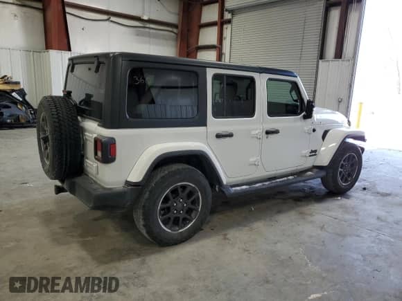 2021 Jeep Wrangler Unlimited 80th Anniversary with VIN 1C4HJXDG1MW639104, listed as a Copart auction lot 42937775 with 30,534 mi miles and Salvage title. Bid and sale history available at DreamBid. Image 3.