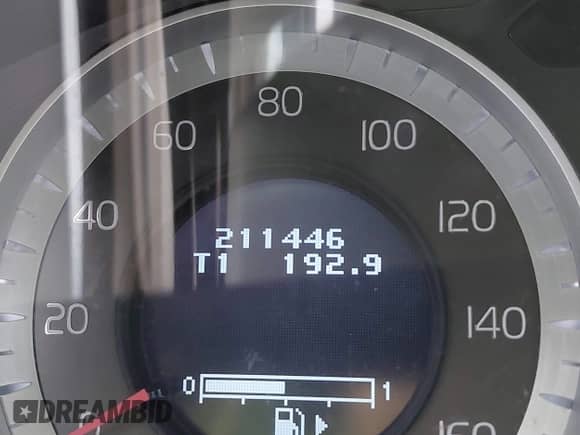 2011 Volvo XC70 3.0T с VIN YV4902BZ8B1113686, выставлен на аукционе IAAI как лот 42650172 с пробегом 211 446 миль миль и . История ставок и продаж доступна на DreamBid. Изображение 15.