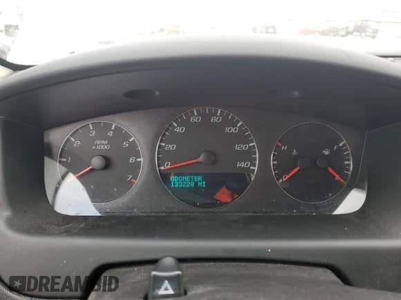 2014 Chevrolet Impala Police Police z VIN 2G1WD5E36E1163240, wystawiony jako Copart lot #41582785 z przebiegiem 133 228 mil mil oraz Szkoda całkowita • Salvage title. Historia ofert i sprzedaży dostępna na DreamBid. Obrazek 9.