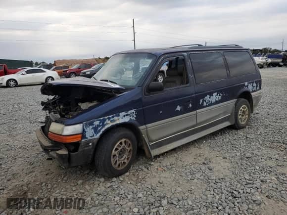 1995 Dodge Caravan with VIN 1B4GH54R3SX529270, listed as a Copart auction lot 76361004 with 154,742 mi miles and Salvage title. Bid and sale history available at DreamBid. Image 1.