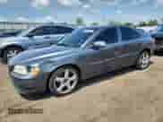 2007 Volvo S60 2.5L Turbo с VIN YV1RH592172610581, выставлен на аукционе Copart как лот 66708965 с пробегом 162 156 миль миль и Списание • Salvage title. История ставок и продаж доступна на DreamBid. Изображение 1.