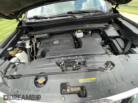 2014 Nissan Pathfinder Platinum with VIN 5N1AR2MN6EC733487, listed as a Copart auction lot 62967685 with 132,721 mi miles and Clean title. Bid and sale history available at DreamBid. Image 7.