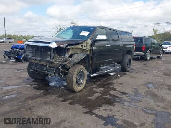 2019 Toyota Tundra SR5 с VIN 5TFAY5F18KX778258, выставлен на аукционе IAAI как лот 41904853 с пробегом 55 214 миль миль и . История ставок и продаж доступна на DreamBid. Изображение 17.