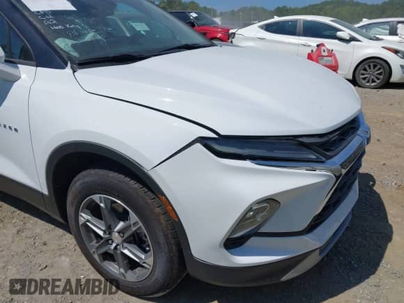 2025 Chevrolet Blazer LT with VIN 3GNKBCR4XSS202194, listed as a IAAI auction lot 42771558 with 8,501 mi miles and . Bid and sale history available at DreamBid. Image 18.