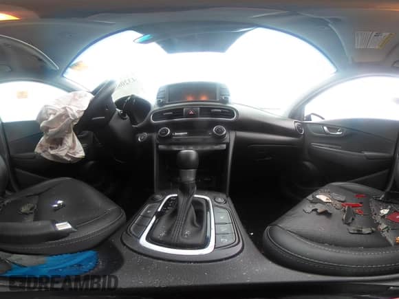 2021 Hyundai Kona Ultimate с VIN KM8K5CA56MU668014, выставлен на аукционе IAAI как лот 43208037 с пробегом 40 843 миль миль и . История ставок и продаж доступна на DreamBid. Изображение 18.