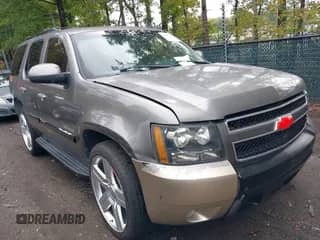 2007 Chevrolet Tahoe LTZ с VIN 1GNFC13J17R269875, выставлен на аукционе IAAI как лот 43445861 с пробегом 260 593 миль миль и . История ставок и продаж доступна на DreamBid. Изображение 1.