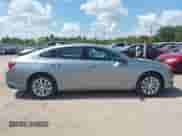 2025 Chevrolet Malibu LT z VIN 1G1ZD5ST7SF144590, wystawiony jako IAAI lot #43275655 z przebiegiem 18 311 mil mil oraz . Historia ofert i sprzedaży dostępna na DreamBid. Obrazek 13.
