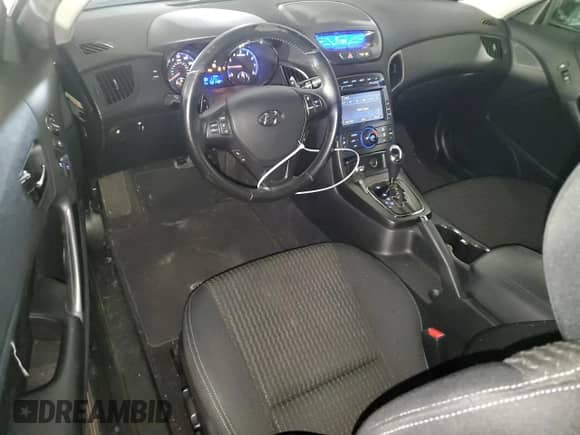 2011 Hyundai Genesis Coupe Premium с VIN KMHHT6KD0BU042947, выставлен на аукционе Copart как лот 73972904 с пробегом 52 149 миль миль и Списание • Salvage title. История ставок и продаж доступна на DreamBid. Изображение 8.