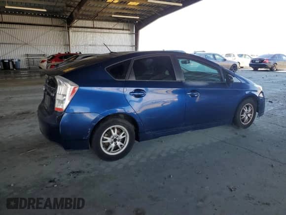 2011 Toyota Prius III with VIN JTDKN3DU5B0261197, listed as a Copart auction lot 87068145 with 178,926 mi miles and Salvage title. Bid and sale history available at DreamBid. Image 3.