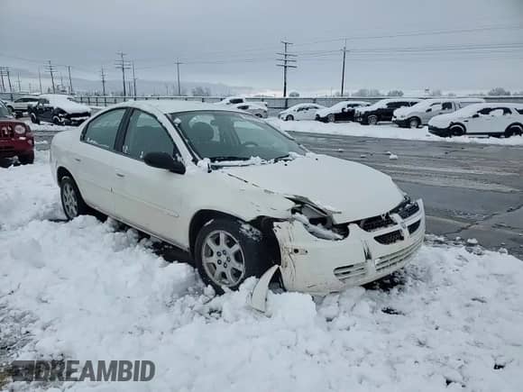 2005 Dodge Neon SXT z VIN 1B3ES56C15D154605, wystawiony jako Copart lot #44463135 z przebiegiem 96 928 mil mil oraz Szkoda całkowita • Salvage title. Historia ofert i sprzedaży dostępna na DreamBid. Obrazek 10.