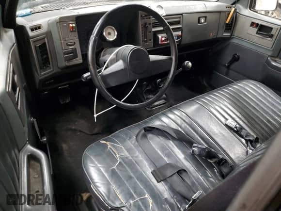 1989 Chevrolet S-10 с VIN 1GCBS14E7K2244623, выставлен на аукционе Copart как лот 69176095 с пробегом 154 024 миль миль и Чистый • Clean title. История ставок и продаж доступна на DreamBid. Изображение 8.