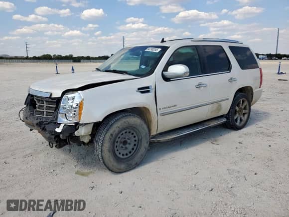 2009 Cadillac Escalade z VIN 1GYFC23229R278573, wystawiony jako Copart lot #84790245 z przebiegiem 135 922 mil mil oraz Szkoda całkowita • Salvage title. Historia ofert i sprzedaży dostępna na DreamBid. Obrazek 1.