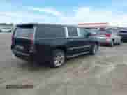 2017 Cadillac Escalade ESV Luxury z VIN 1GYS4HKJ4HR120256, wystawiony jako IAAI lot #42561194 z przebiegiem 165 482 mil mil oraz . Historia ofert i sprzedaży dostępna na DreamBid. Obrazek 4.