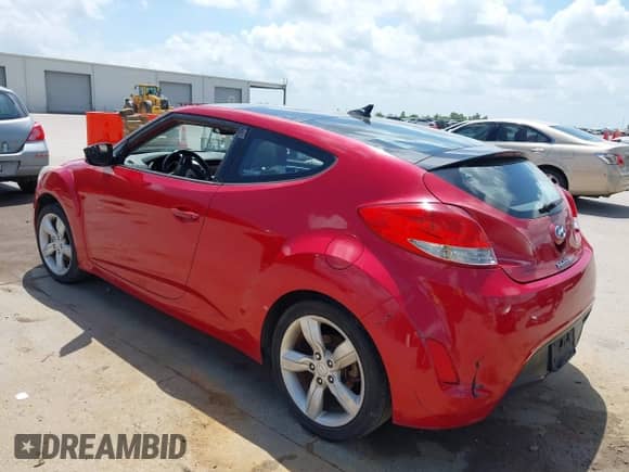 2014 Hyundai Veloster с VIN KMHTC6AD7EU189136, выставлен на аукционе IAAI как лот 42567617 с пробегом 137 688 миль миль и . История ставок и продаж доступна на DreamBid. Изображение 3.