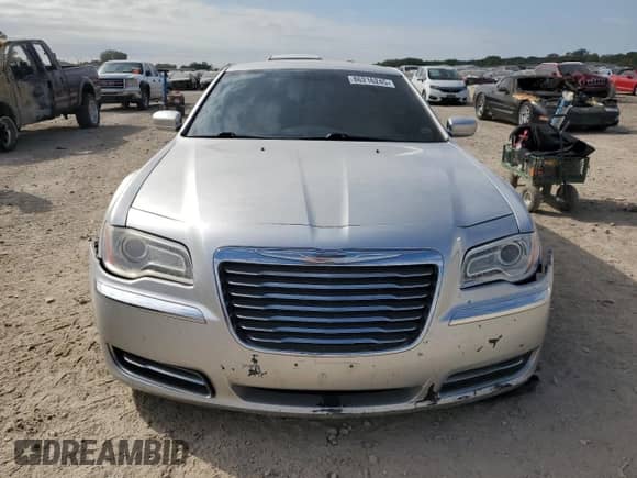 2012 Chrysler 300 с VIN 2C3CCAAG7CH256355, выставлен на аукционе Copart как лот 86216245 с пробегом 148 939 миль миль и Чистый • Clean title. История ставок и продаж доступна на DreamBid. Изображение 5.