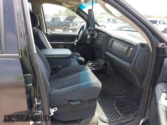 2002 Dodge 1500 with VIN 1D7HA18N92S647757, listed as a IAAI auction lot 42844074 with 270,933 mi miles and . Bid and sale history available at DreamBid. Image 5.