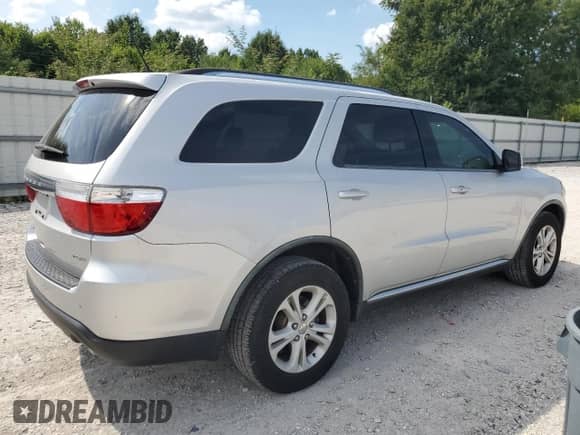2011 Dodge Durango Crew with VIN 1D4RE4GG8BC725501, listed as a Copart auction lot 68695085 with 162,876 mi miles and Salvage title. Bid and sale history available at DreamBid. Image 3.