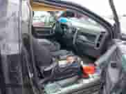 2014 Ram 1500 Express z VIN 3C6JR6ATXEG310088, wystawiony jako IAAI lot #42298290 z przebiegiem 168 308 mil mil oraz . Historia ofert i sprzedaży dostępna na DreamBid. Obrazek 5.