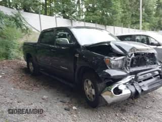 2008 Toyota Tundra с VIN 5TBDV54198S513123, выставлен на аукционе IAAI как лот 39662074 с пробегом 98 880 миль миль и . История ставок и продаж доступна на DreamBid. Изображение 1.