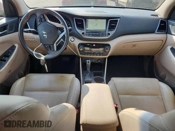 2017 Hyundai Tucson Limited с VIN KM8J33A26HU296073, выставлен на аукционе Copart как лот 81647815 с пробегом 74 680 миль миль и Списание • Salvage title. История ставок и продаж доступна на DreamBid. Изображение 8.