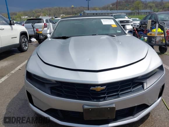 2019 Chevrolet Camaro 1LT z VIN 1G1FB3DS7K0144352, wystawiony jako IAAI lot #41999119 z przebiegiem 125 471 mil mil oraz . Historia ofert i sprzedaży dostępna na DreamBid. Obrazek 13.