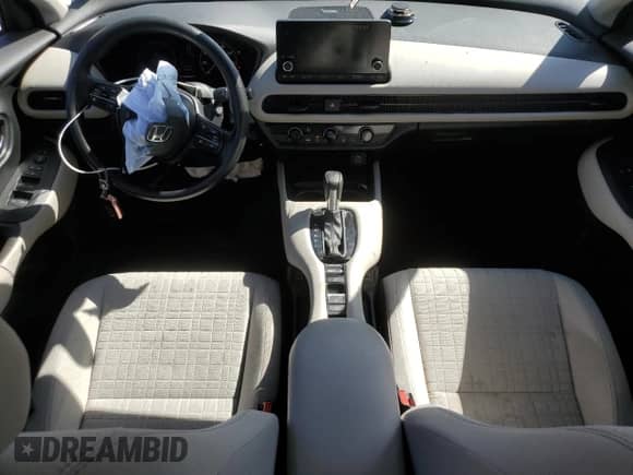 2023 Honda HR-V LX с VIN 3CZRZ2H3XPM745931, выставлен на аукционе Copart как лот 81042155 с пробегом 42 469 миль миль и Списание • Salvage title. История ставок и продаж доступна на DreamBid. Изображение 8.