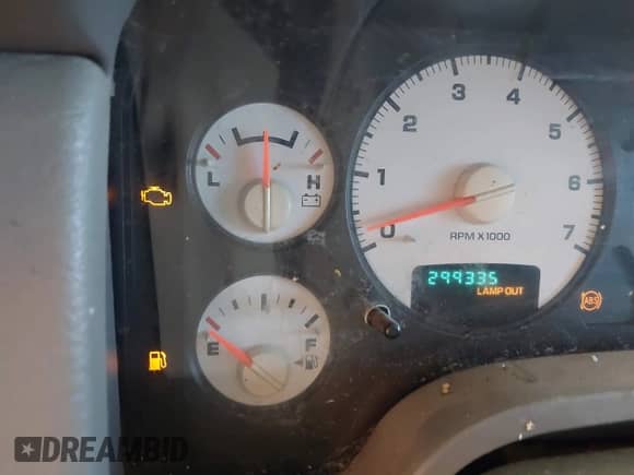 2004 Dodge RAM with VIN 1D3HA18N54J110961, listed as a IAAI auction lot 42737561 with 299,335 mi miles and . Bid and sale history available at DreamBid. Image 7.