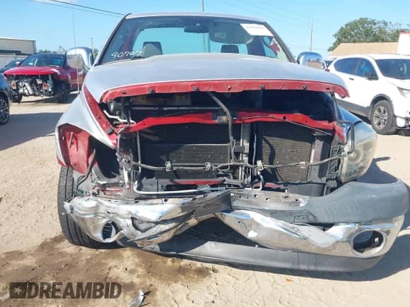 2006 Dodge 1500 ST z VIN 1D7HA16K16J216110, wystawiony jako IAAI lot #43222641 z przebiegiem 100 453 mil mil oraz . Historia ofert i sprzedaży dostępna na DreamBid. Obrazek 6.