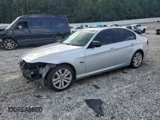2010 BMW 3 Series 335i xDrive с VIN WBAPL3C55AA407996, выставлен на аукционе Copart как лот 69088905 с пробегом 68 140 миль миль и Списание • Salvage title. История ставок и продаж доступна на DreamBid. Изображение 1.