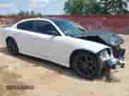 2019 Dodge Charger R/T z VIN 2C3CDXCT5KH629952, wystawiony jako IAAI lot #42891127 z przebiegiem 140 772 mil mil oraz . Historia ofert i sprzedaży dostępna na DreamBid. Obrazek 1.